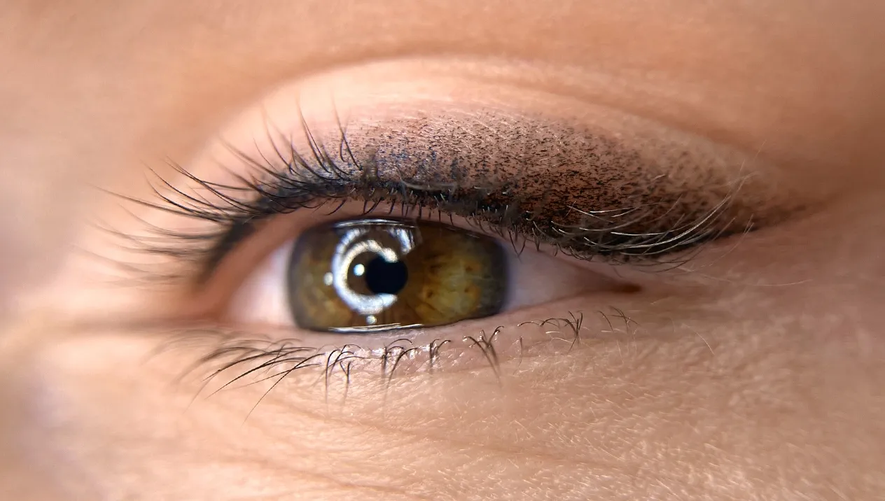 breezy_eyelinershaded_after2